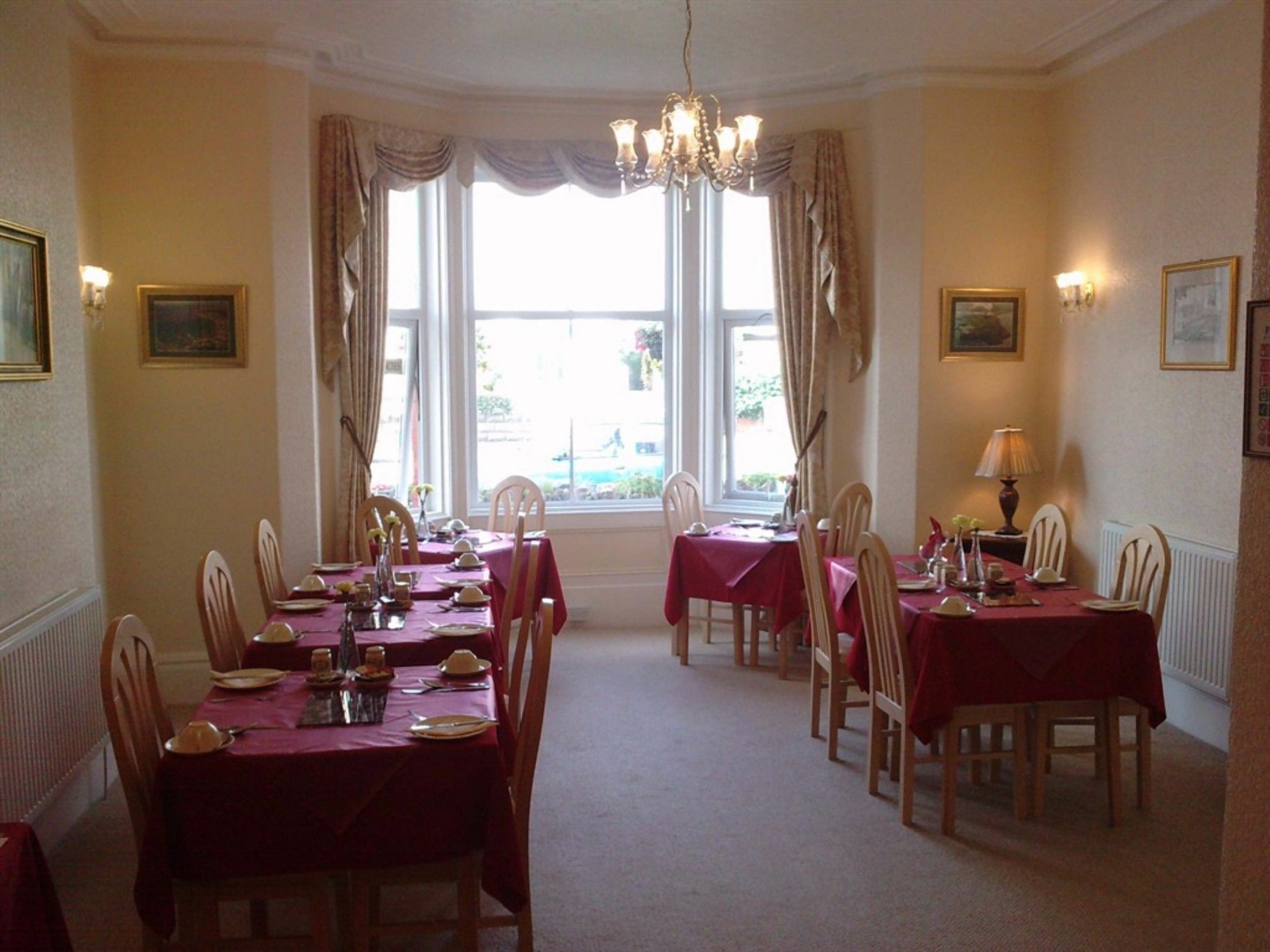 מלון חלנדודנו Ascot House (Adults Only) מראה חיצוני תמונה
