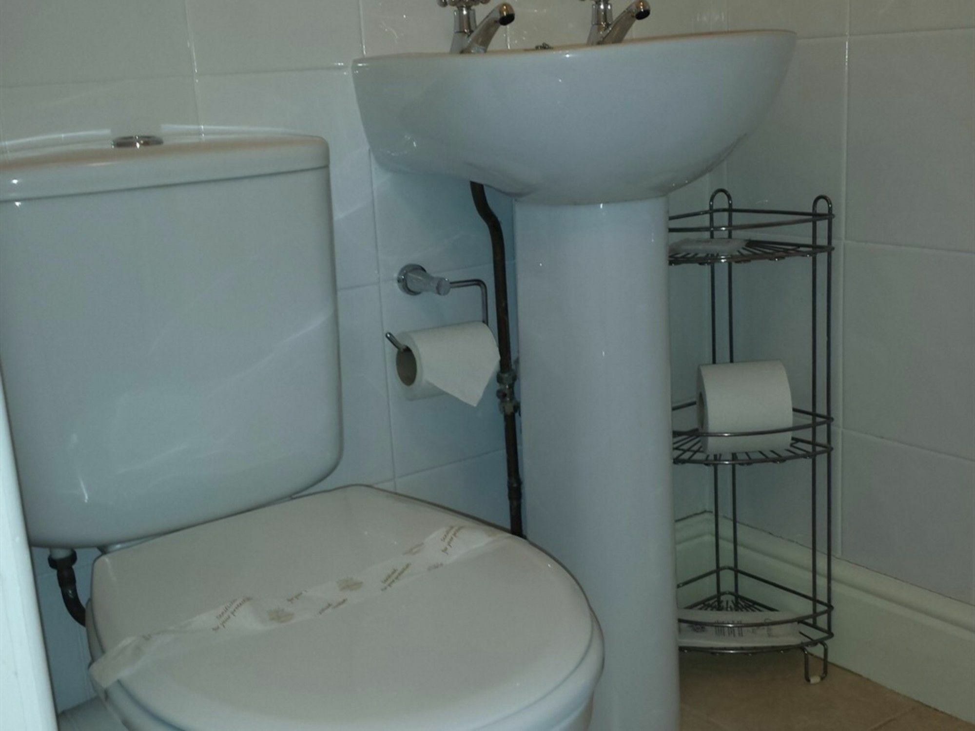 מלון חלנדודנו Ascot House (Adults Only) מראה חיצוני תמונה